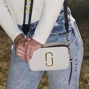 MARC JACOBS SNAPSHOT PURSE